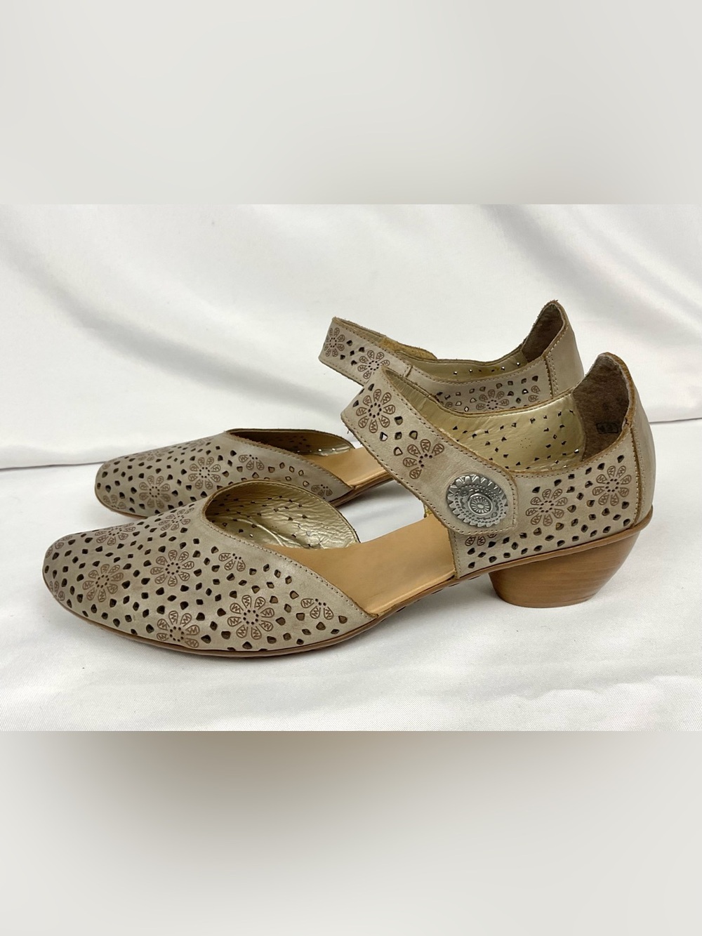 Rieker Antistress Mirjam Shoes Leather Mary Jane Heels Taupe Gray Sz 4